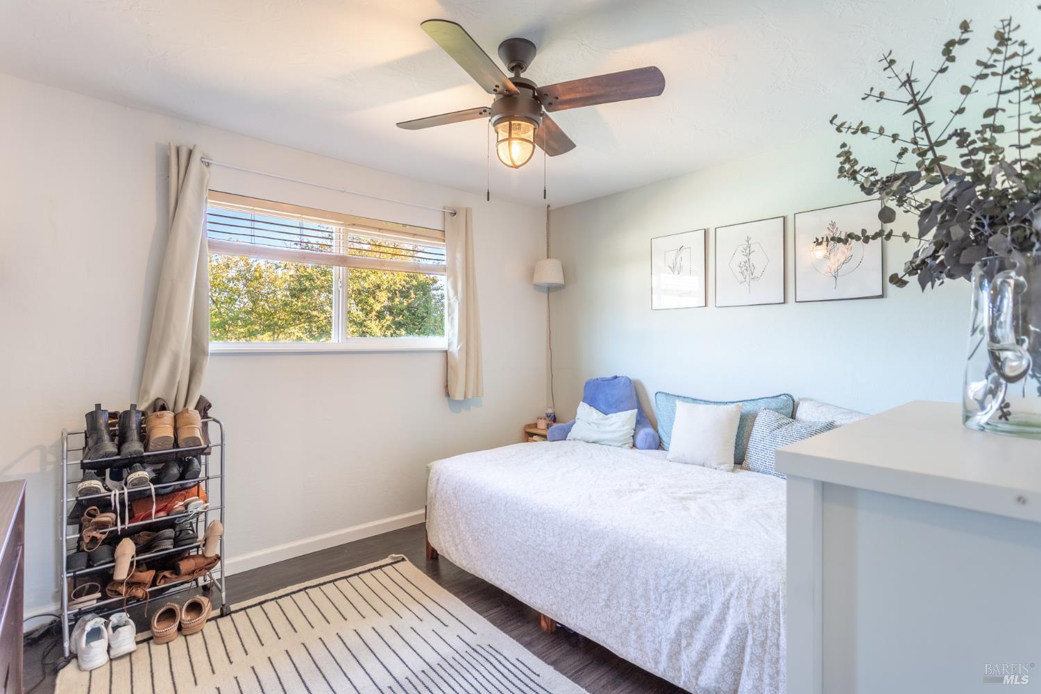 Detail Gallery Image 11 of 30 For 21919 Hayfork Pl, Cottonwood,  CA 96022 - 2 Beds | 2 Baths