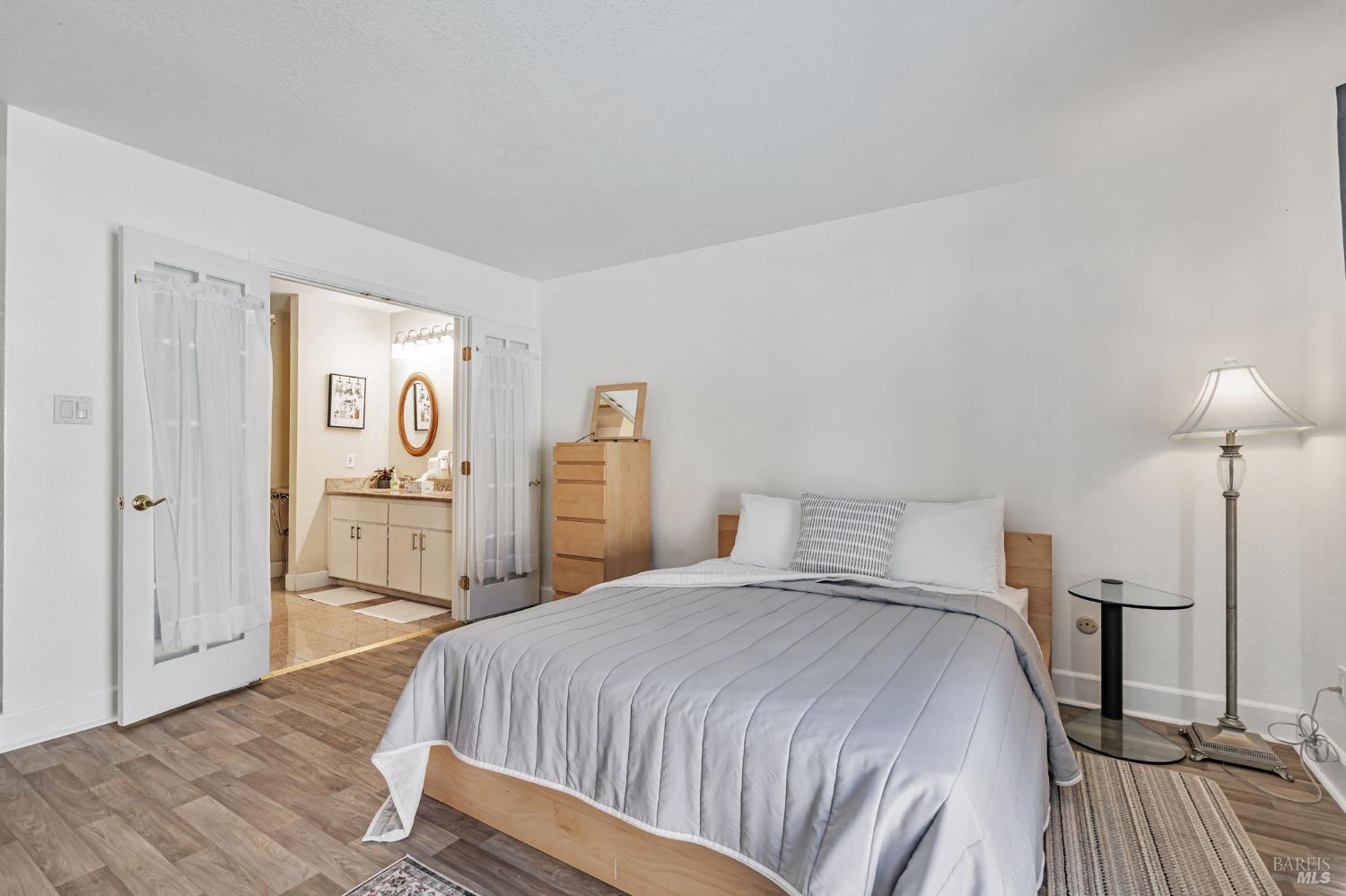 Detail Gallery Image 19 of 40 For 1019 Westview Dr, Napa,  CA 94558 - 4 Beds | 2/1 Baths