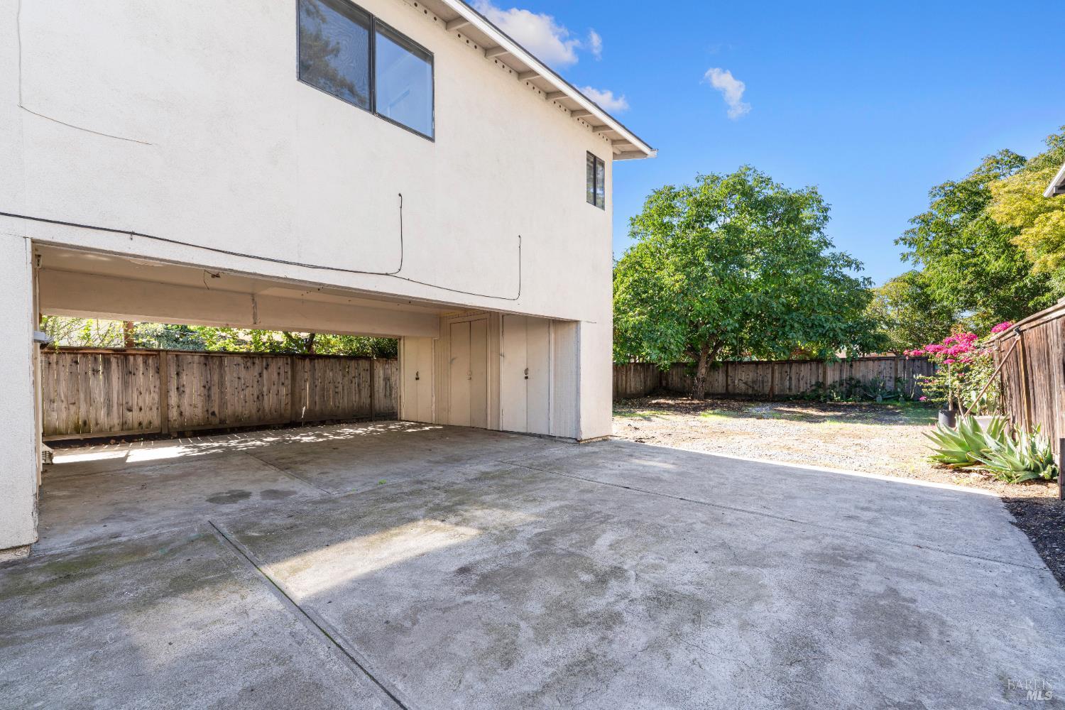 Detail Gallery Image 19 of 21 For 743 Davis St, Santa Rosa,  CA 95401 - 4 Beds | 2 Baths