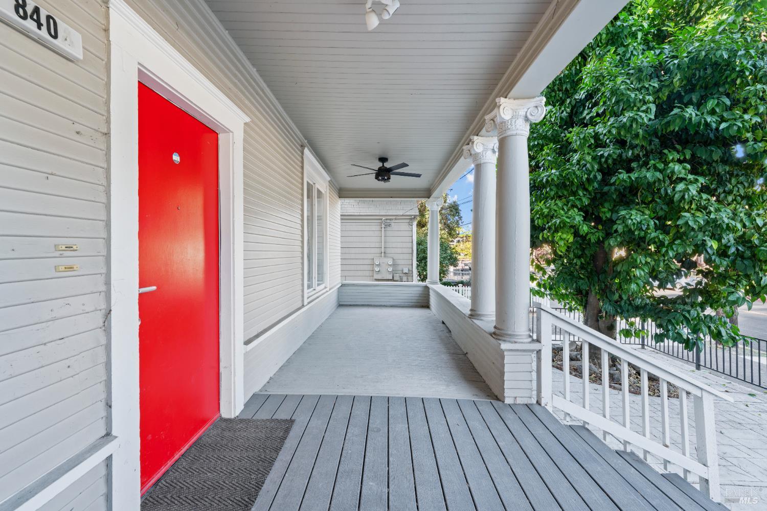 Detail Gallery Image 3 of 23 For 840 5th St, Santa Rosa,  CA 95404 - 4 Beds | 2/2 Baths