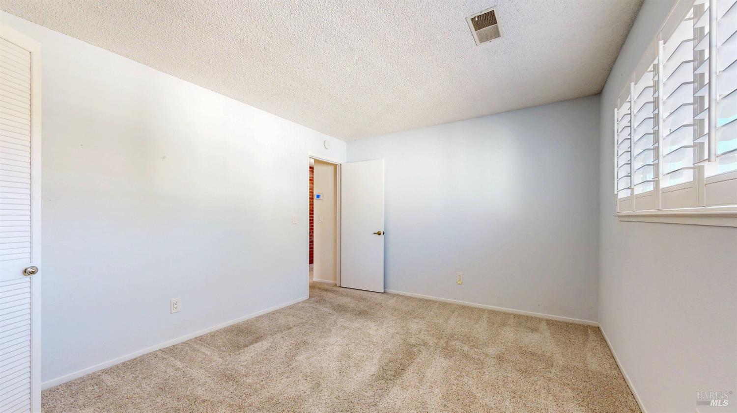 Detail Gallery Image 31 of 65 For 339 Valley Oaks Dr, Santa Rosa,  CA 95409 - 2 Beds | 2 Baths