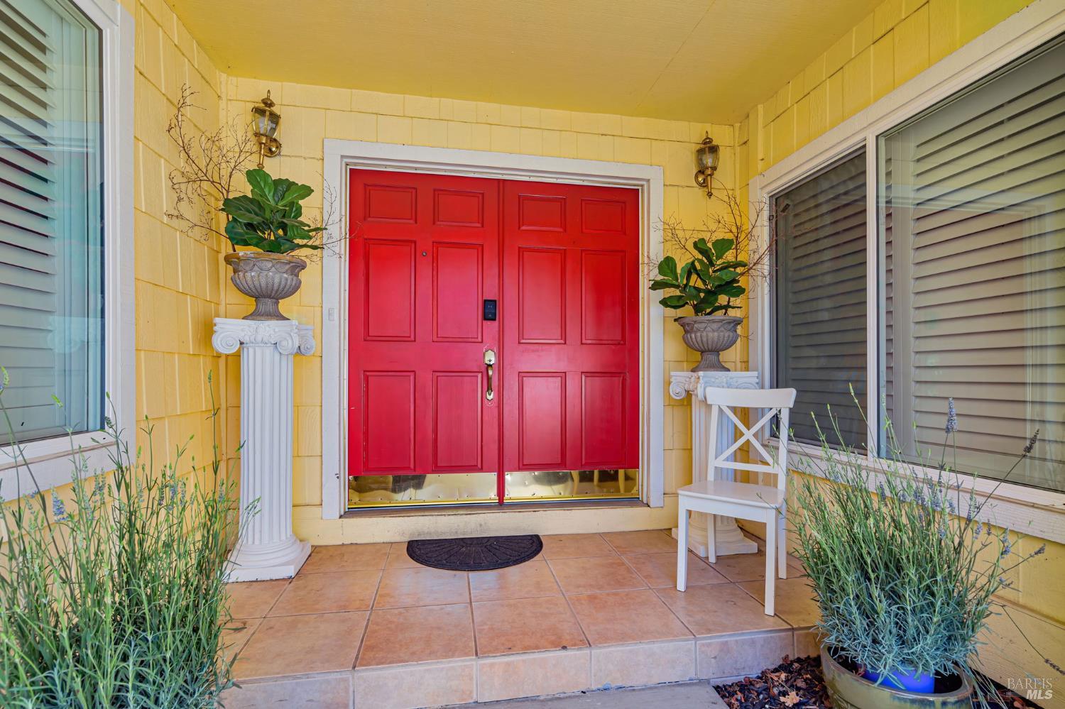 Detail Gallery Image 2 of 40 For 1019 Westview Dr, Napa,  CA 94558 - 4 Beds | 2/1 Baths