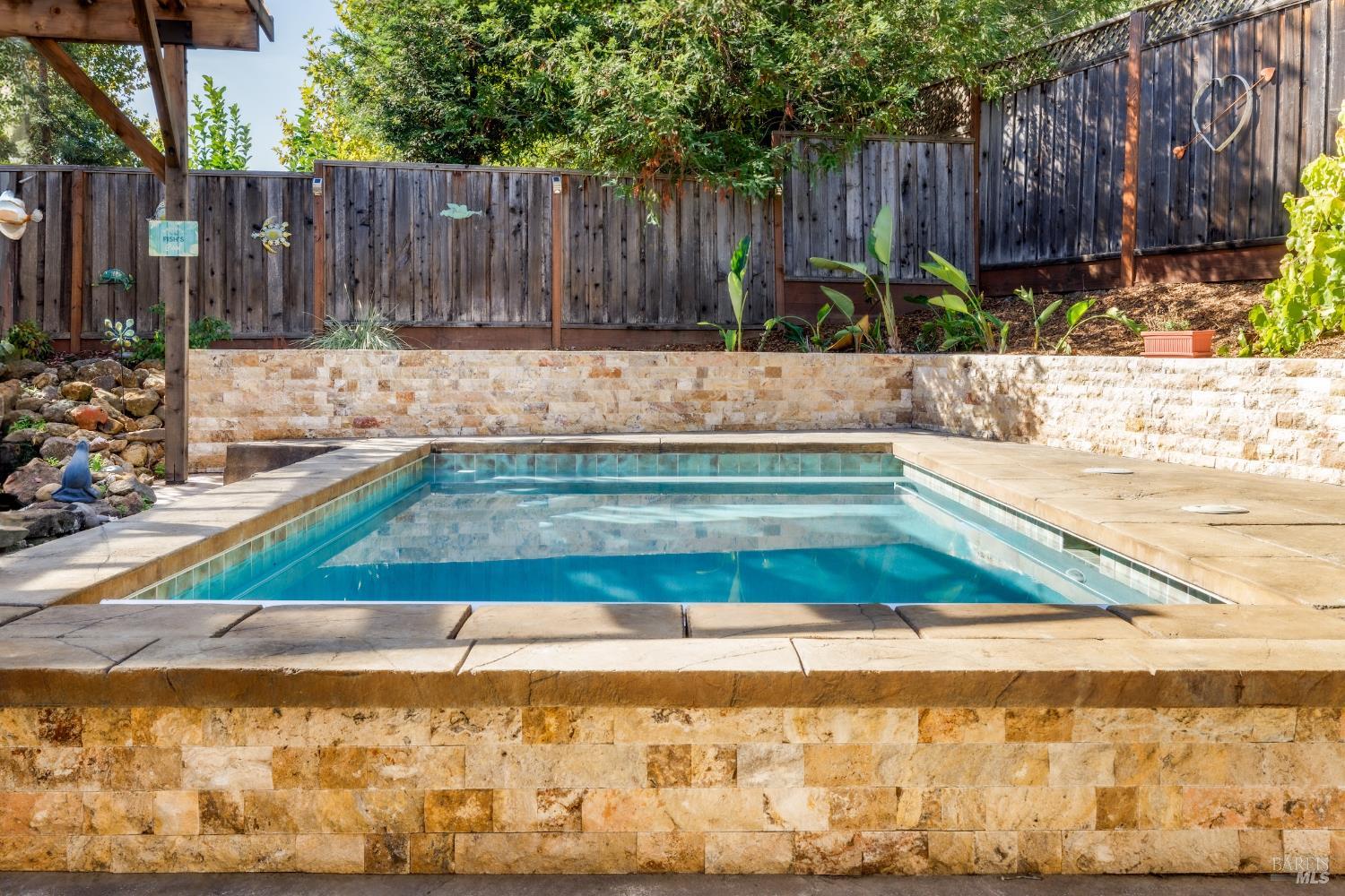 Detail Gallery Image 31 of 38 For 311 Laurel Ct, Cloverdale,  CA 95425 - 2 Beds | 2 Baths