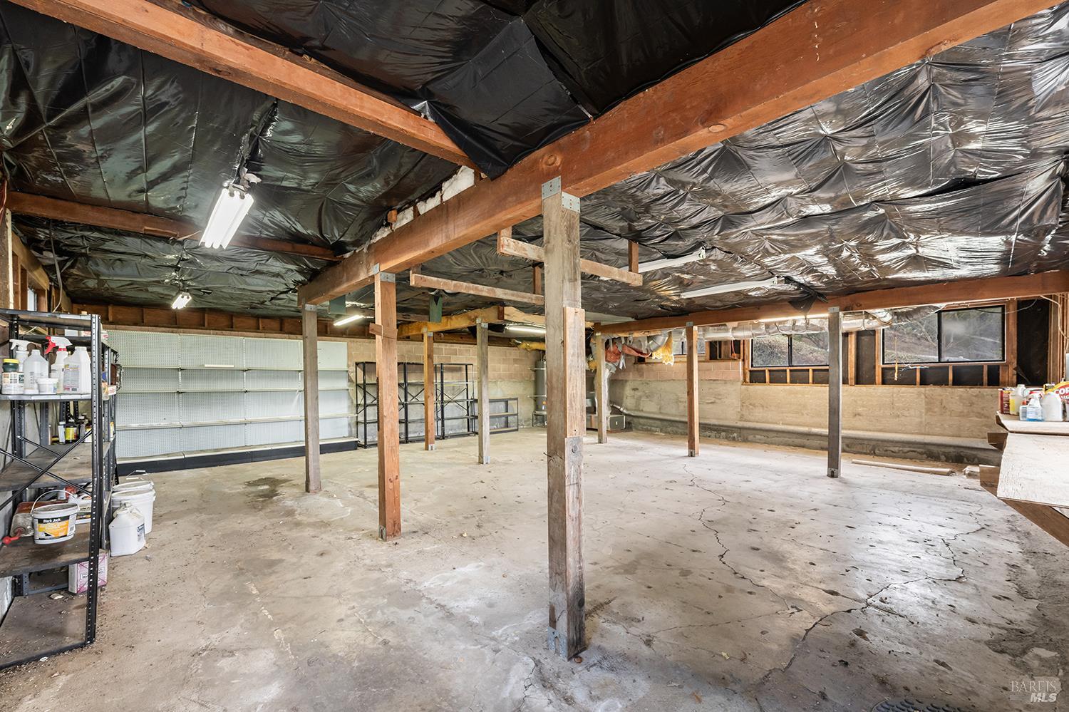 Detail Gallery Image 38 of 63 For 2550 Warm Springs Rd, Glen Ellen,  CA 95442 - 3 Beds | 3 Baths