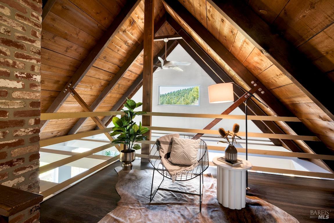 Detail Gallery Image 21 of 47 For 20 Poppy Ln, Mill Valley,  CA 94941 - 3 Beds | 2 Baths