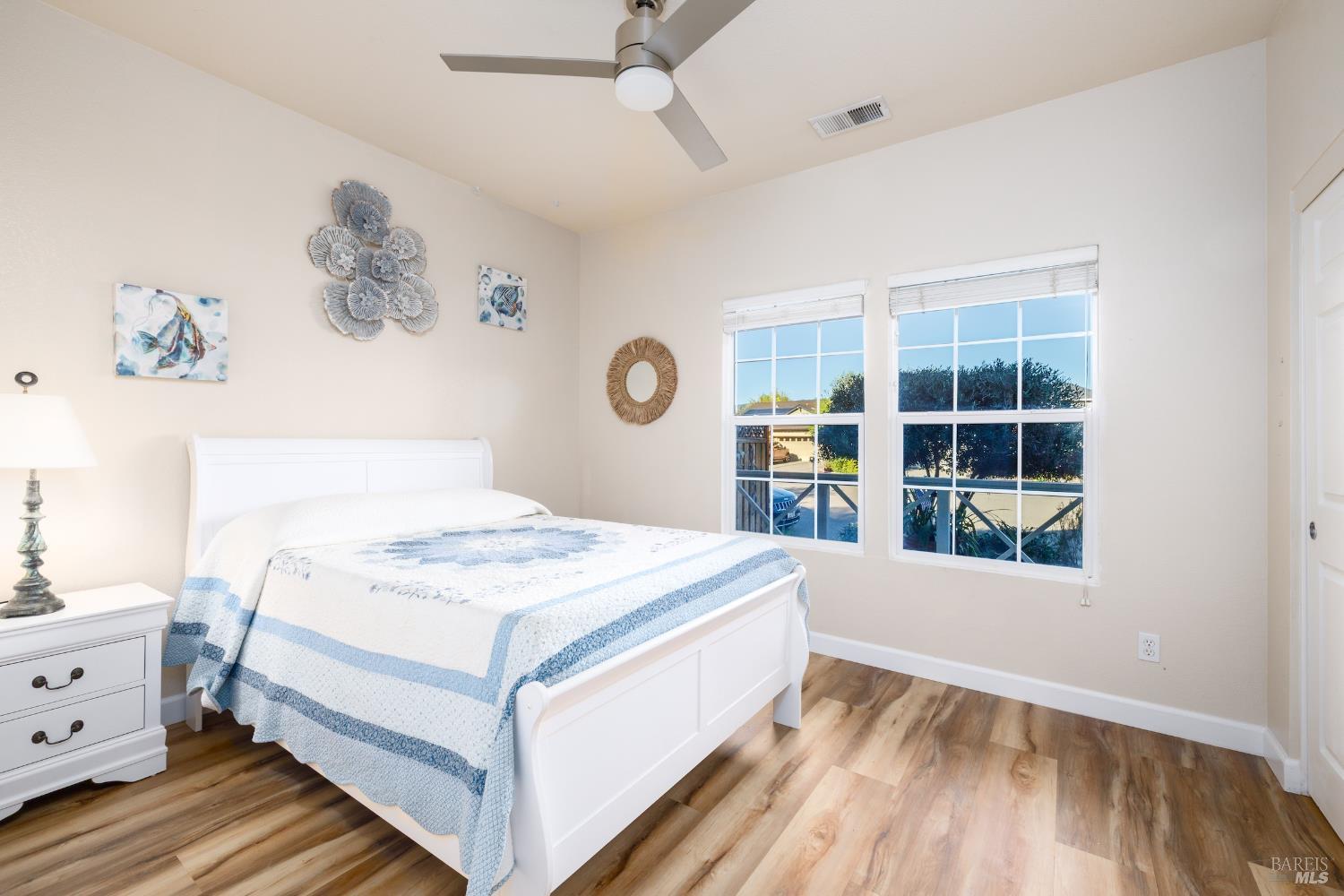 Detail Gallery Image 7 of 38 For 311 Laurel Ct, Cloverdale,  CA 95425 - 2 Beds | 2 Baths