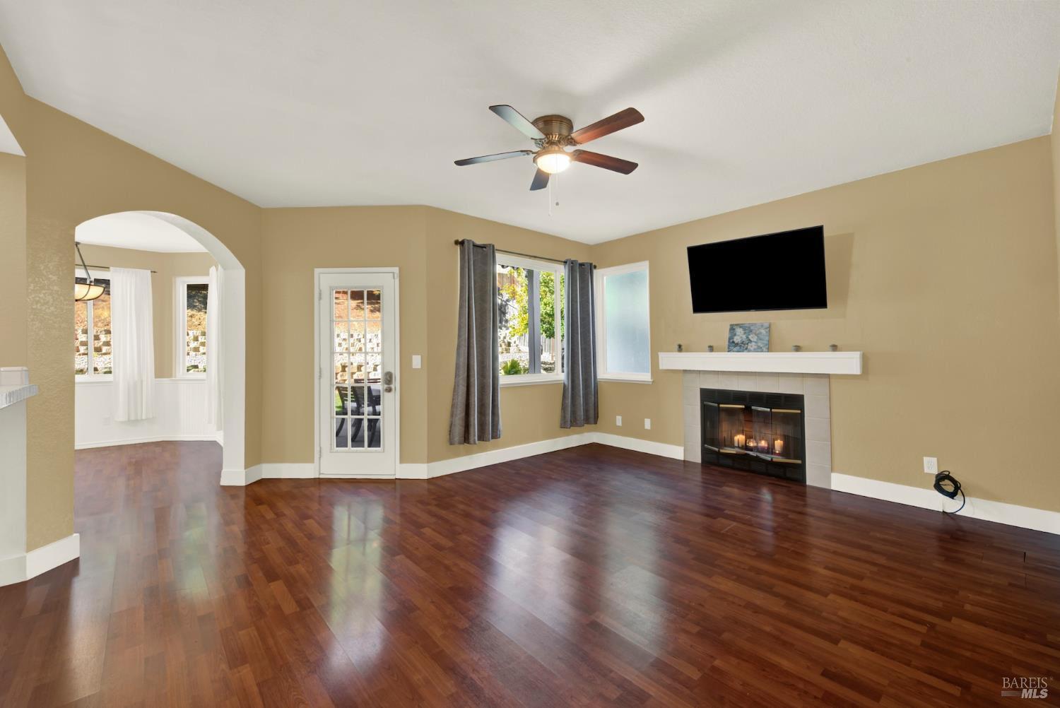 Detail Gallery Image 36 of 99 For 719 Rambleton Dr, Vacaville,  CA 95688 - 5 Beds | 3 Baths