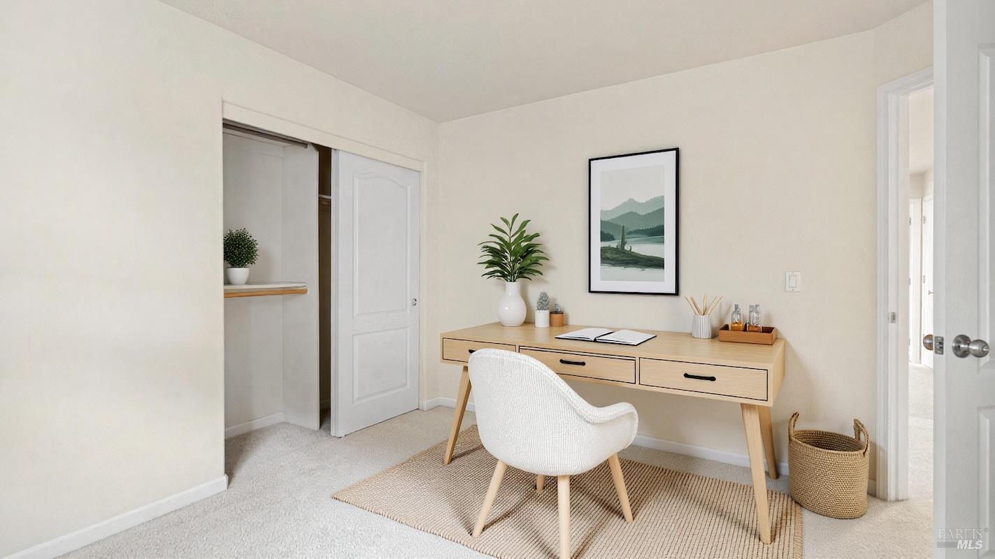 Detail Gallery Image 27 of 39 For 305 Hansbery Way, Santa Rosa,  CA 95409 - 3 Beds | 2/1 Baths