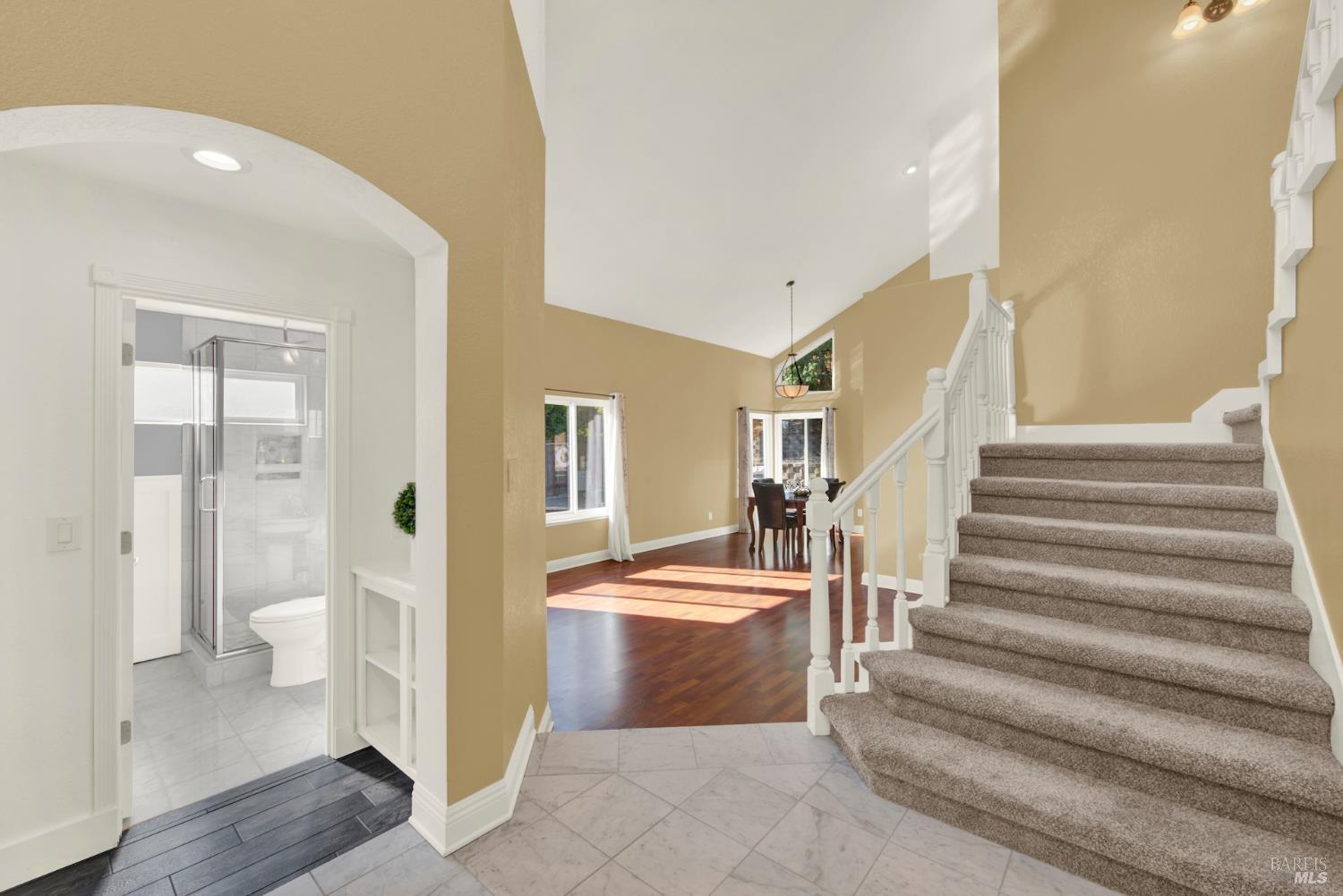 Detail Gallery Image 15 of 99 For 719 Rambleton Dr, Vacaville,  CA 95688 - 5 Beds | 3 Baths