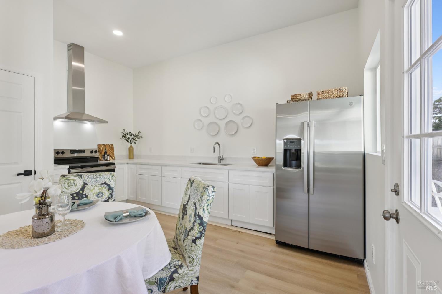 Detail Gallery Image 33 of 44 For 368 Bonnie Ct, Rohnert Park,  CA 94928 - 4 Beds | 2 Baths