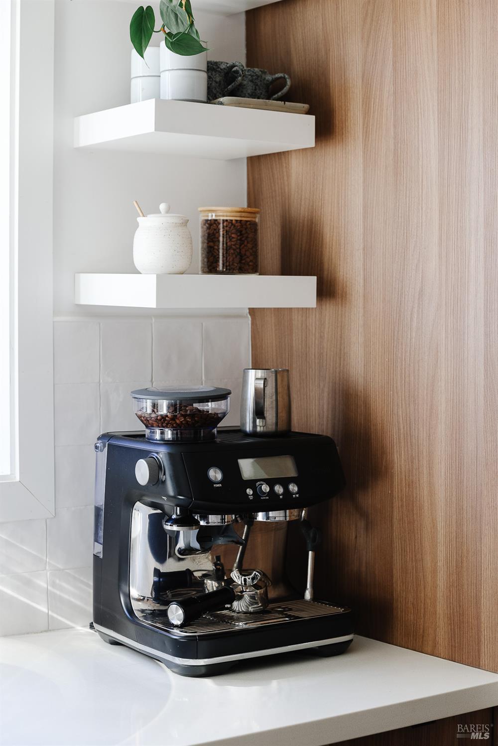 Detail Gallery Image 14 of 59 For 18445 1st Ave, Sonoma,  CA 95476 - 2 Beds | 2 Baths