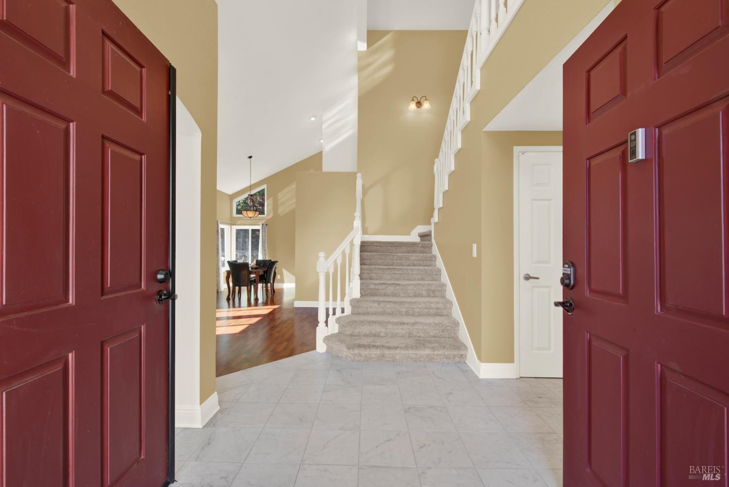 Detail Gallery Image 12 of 99 For 719 Rambleton Dr, Vacaville,  CA 95688 - 5 Beds | 3 Baths