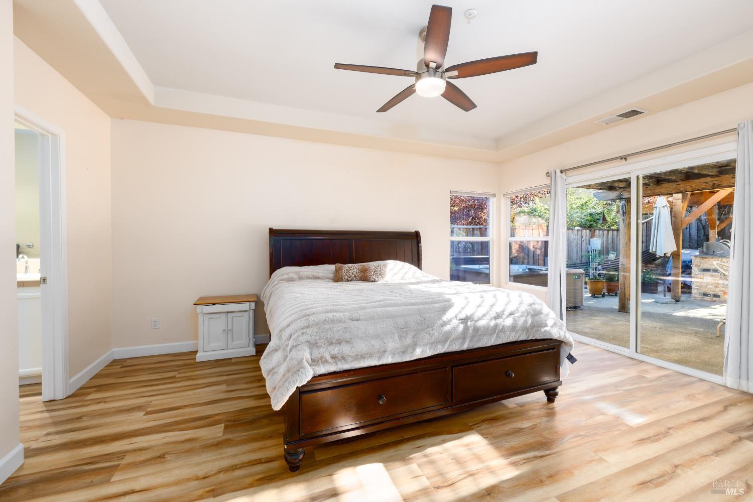 Detail Gallery Image 17 of 38 For 311 Laurel Ct, Cloverdale,  CA 95425 - 2 Beds | 2 Baths