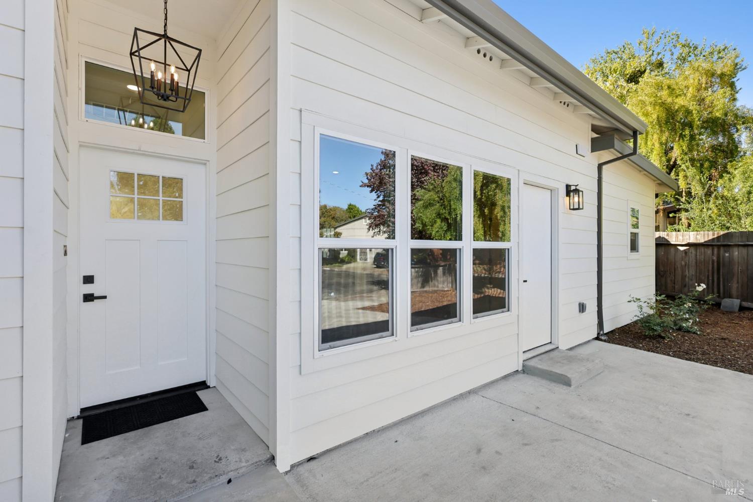 Detail Gallery Image 3 of 44 For 368 Bonnie Ct, Rohnert Park,  CA 94928 - 4 Beds | 2 Baths