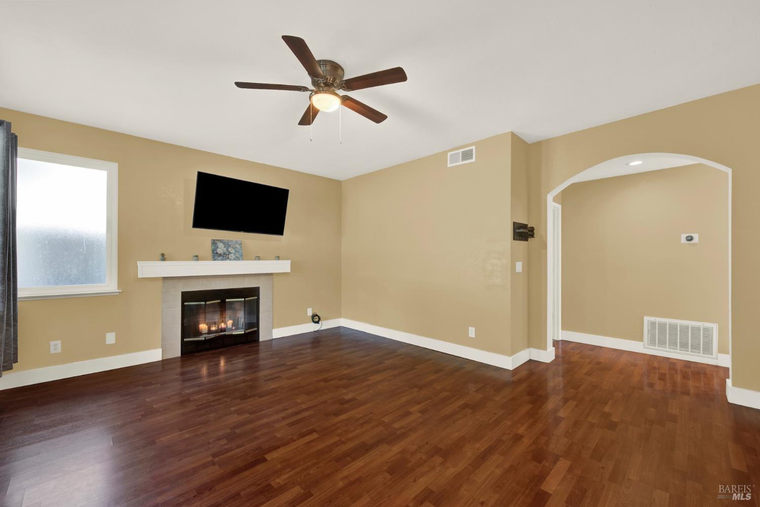 Detail Gallery Image 35 of 99 For 719 Rambleton Dr, Vacaville,  CA 95688 - 5 Beds | 3 Baths