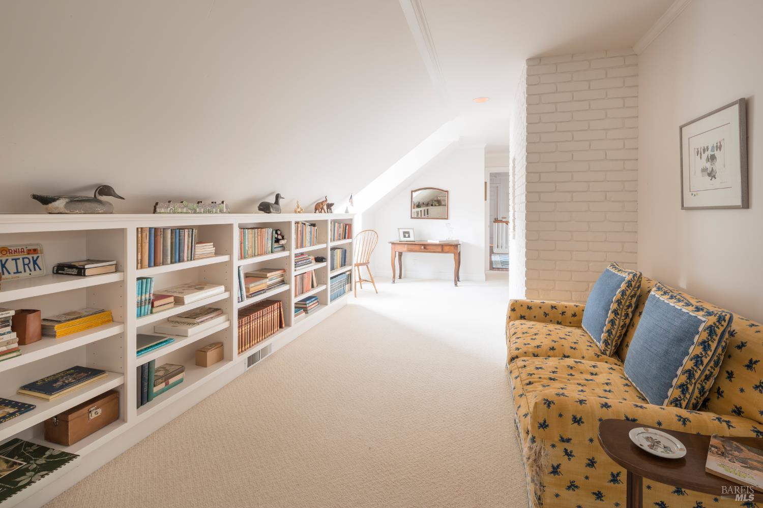 Detail Gallery Image 35 of 70 For 2399 Sobre Vista Rd, Sonoma,  CA 95476 - 4 Beds | 3/1 Baths