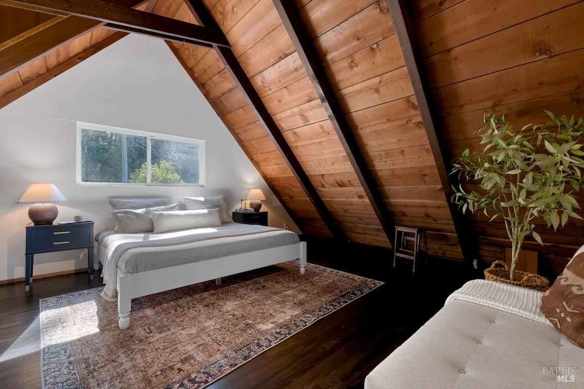 Detail Gallery Image 20 of 47 For 20 Poppy Ln, Mill Valley,  CA 94941 - 3 Beds | 2 Baths