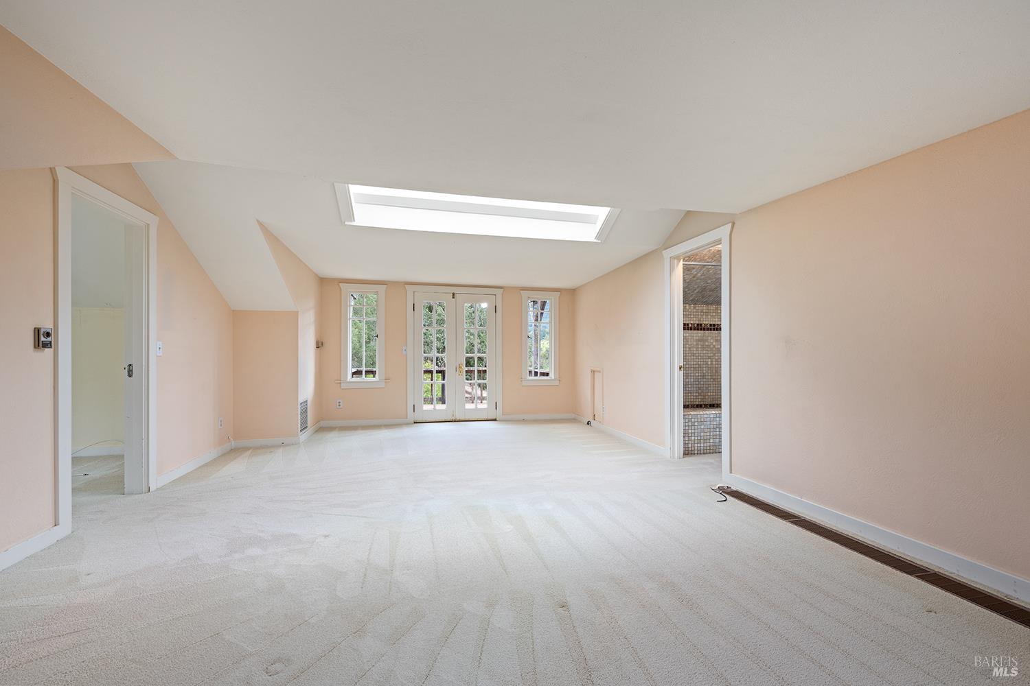 Detail Gallery Image 35 of 63 For 2550 Warm Springs Rd, Glen Ellen,  CA 95442 - 3 Beds | 3 Baths