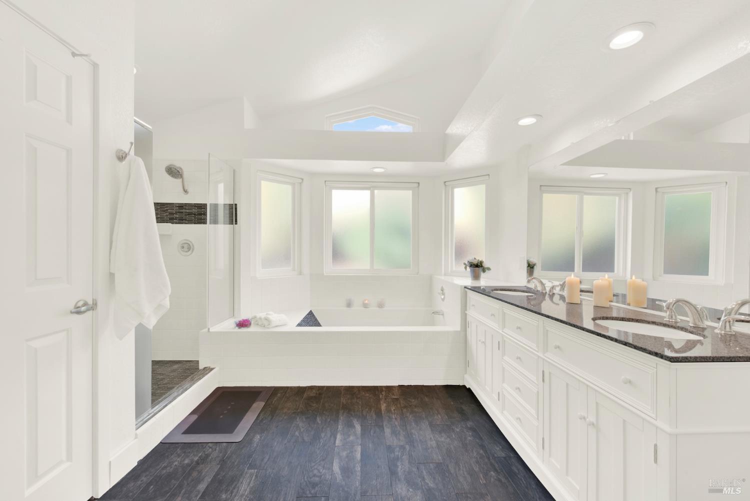 Detail Gallery Image 48 of 99 For 719 Rambleton Dr, Vacaville,  CA 95688 - 5 Beds | 3 Baths