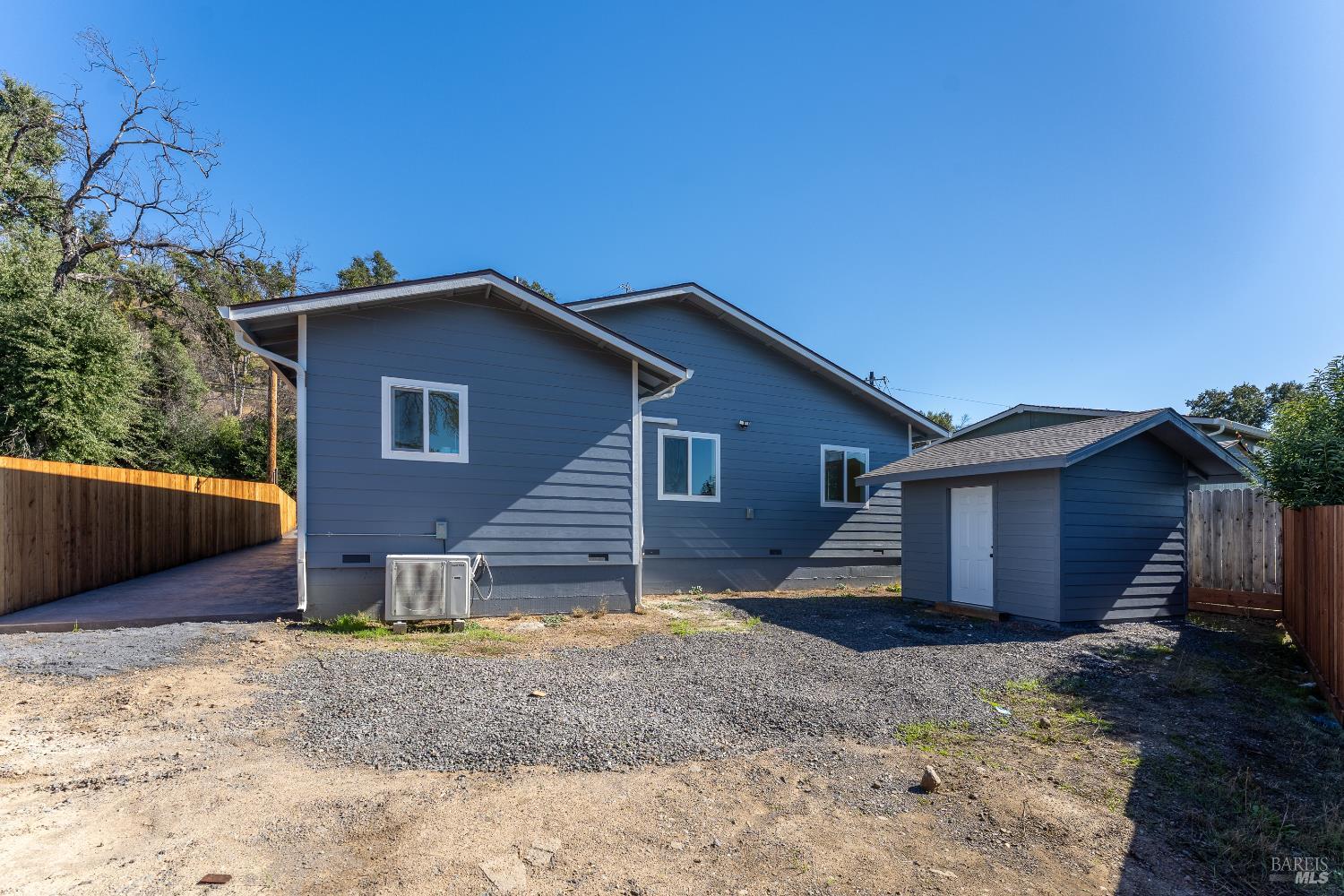 Detail Gallery Image 14 of 16 For 6100 Eastside Calpella Rd, Ukiah,  CA 95482 - 3 Beds | 2 Baths