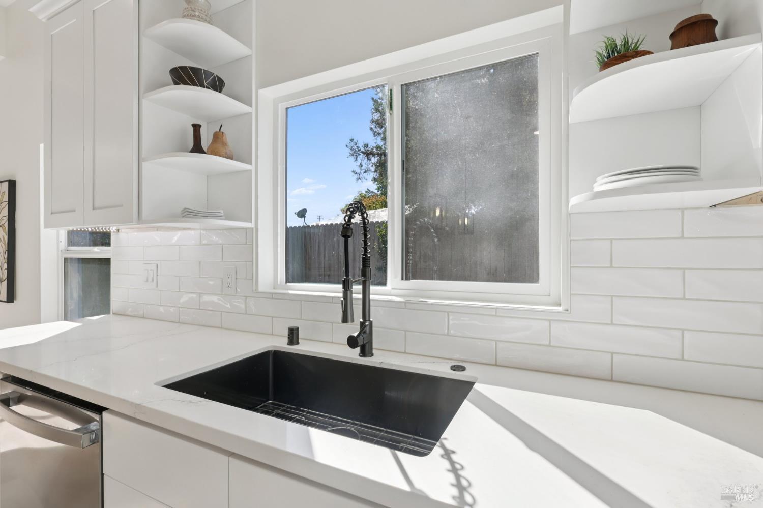 Detail Gallery Image 13 of 44 For 368 Bonnie Ct, Rohnert Park,  CA 94928 - 4 Beds | 2 Baths