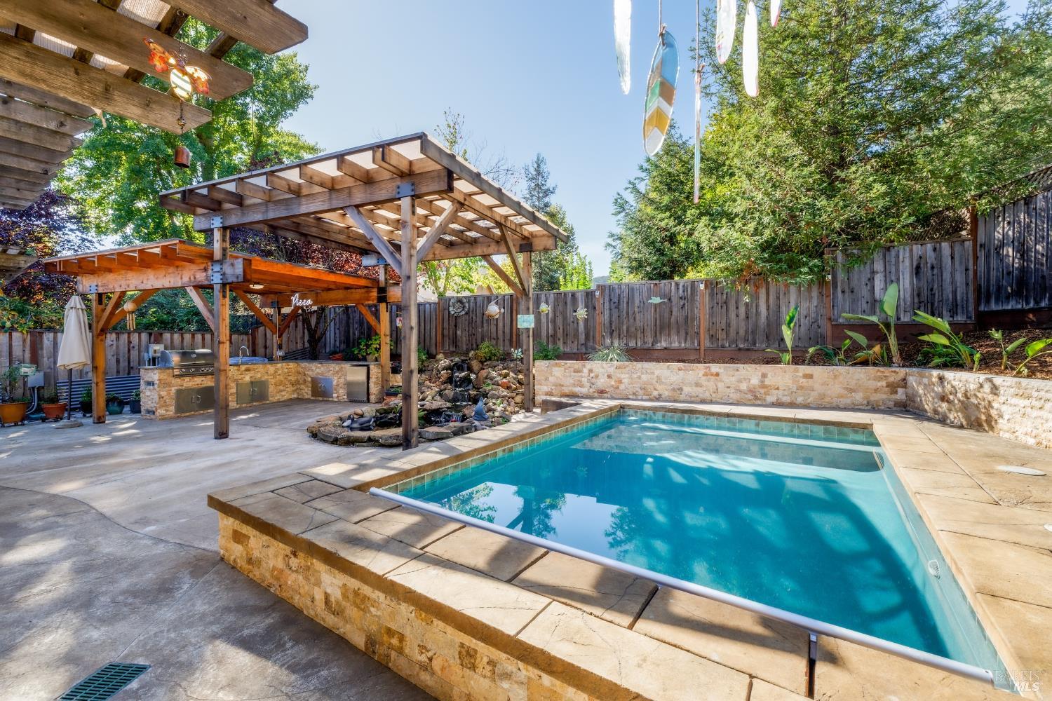 Detail Gallery Image 30 of 38 For 311 Laurel Ct, Cloverdale,  CA 95425 - 2 Beds | 2 Baths