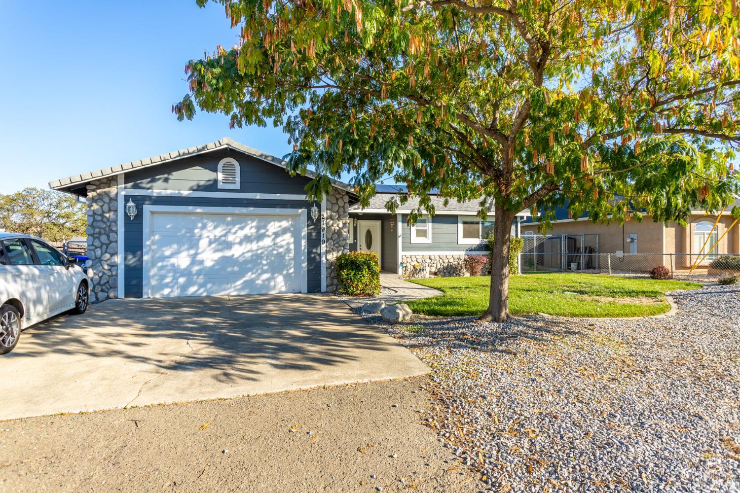 Detail Gallery Image 2 of 30 For 21919 Hayfork Pl, Cottonwood,  CA 96022 - 2 Beds | 2 Baths