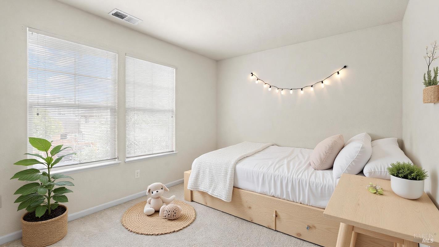 Detail Gallery Image 32 of 39 For 305 Hansbery Way, Santa Rosa,  CA 95409 - 3 Beds | 2/1 Baths