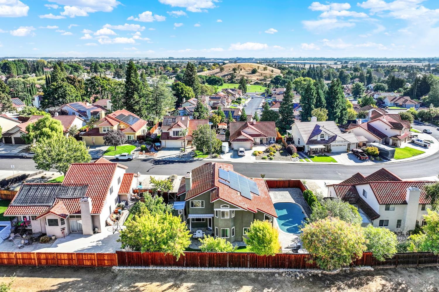 Detail Gallery Image 86 of 99 For 719 Rambleton Dr, Vacaville,  CA 95688 - 5 Beds | 3 Baths