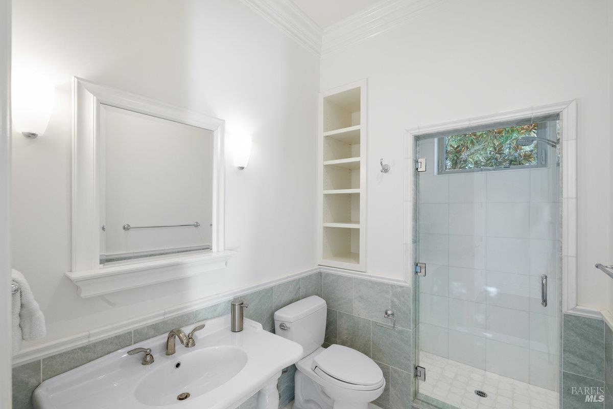 Detail Gallery Image 43 of 65 For 220 Deer Park Ave, San Rafael,  CA 94901 - 6 Beds | 6/1 Baths