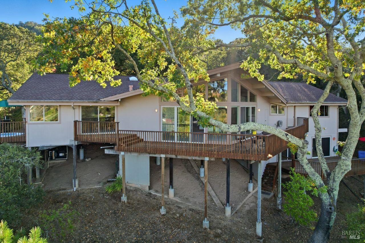 Detail Gallery Image 45 of 57 For 16 Burning Tree Dr, Novato,  CA 94949 - 3 Beds | 2/1 Baths