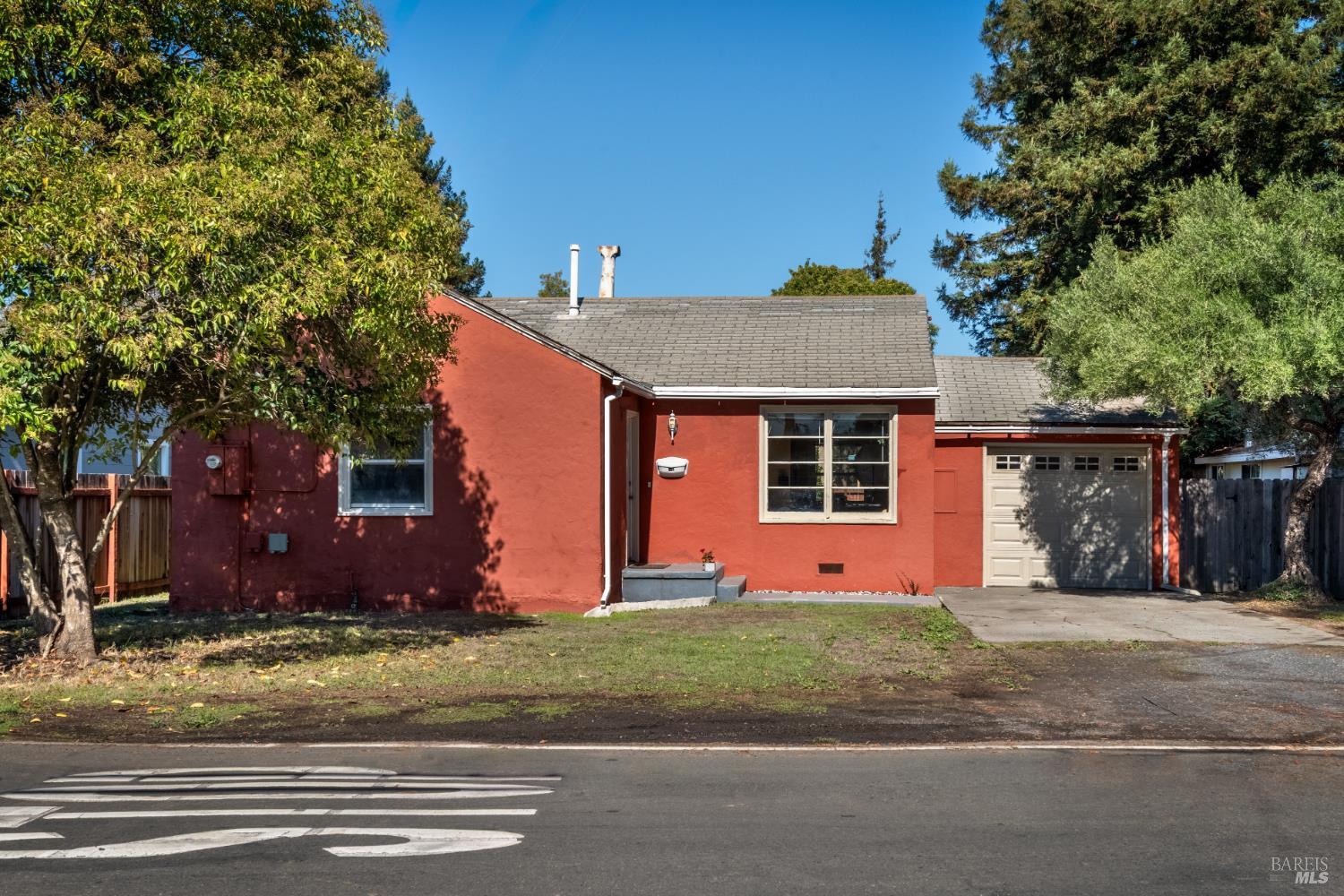 Detail Gallery Image 30 of 31 For 151 Earle St, Santa Rosa,  CA 95407 - 2 Beds | 1 Baths