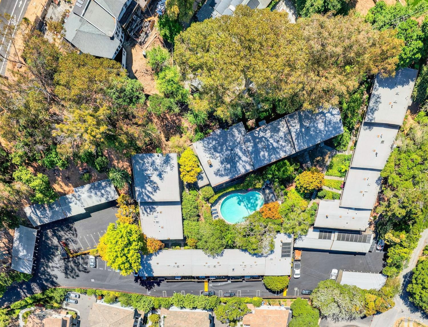 Detail Gallery Image 24 of 25 For 1411 Casa Buena Dr #14,  Corte Madera,  CA 94925 - 3 Beds | 1/1 Baths