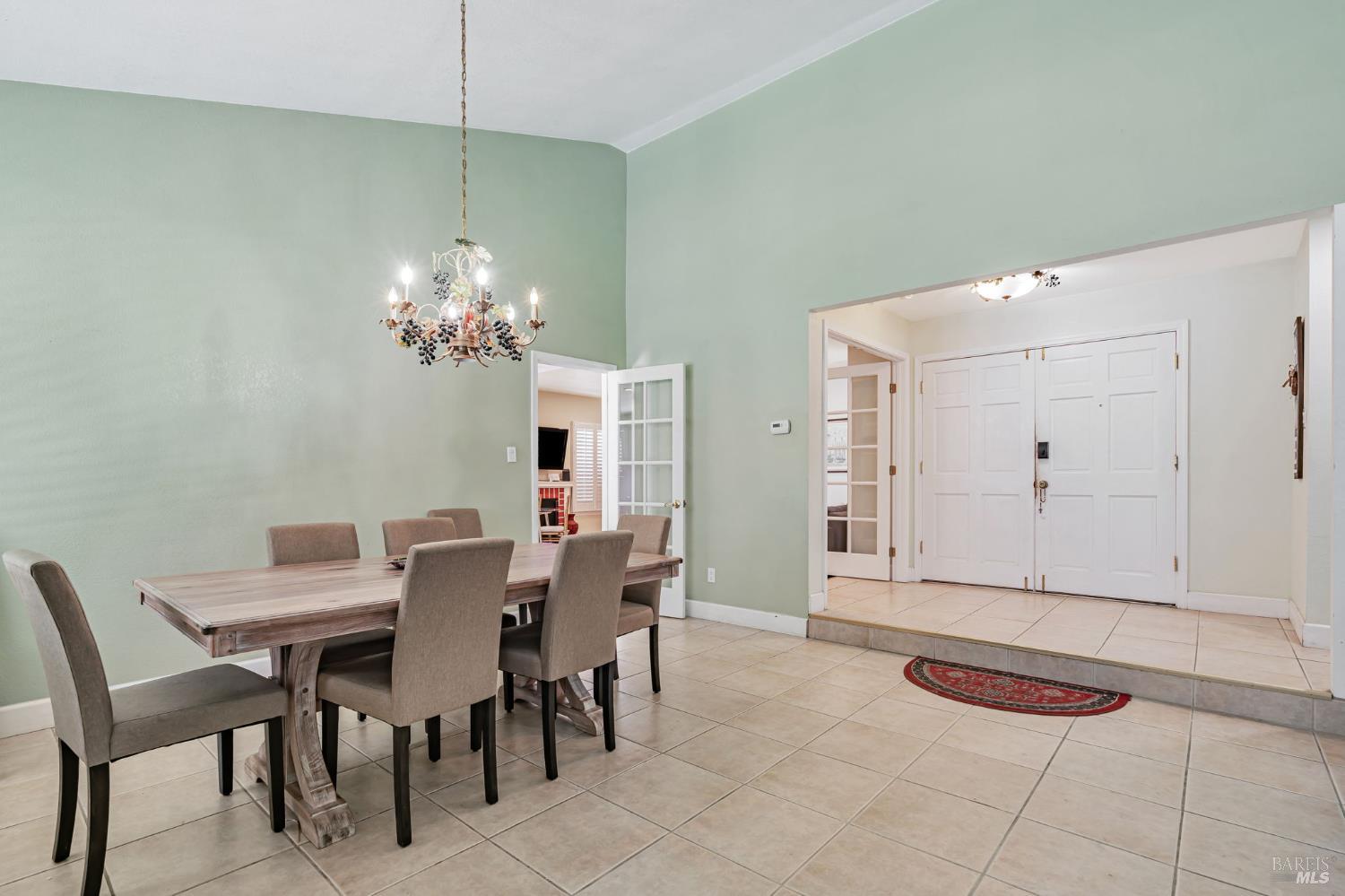 Detail Gallery Image 15 of 40 For 1019 Westview Dr, Napa,  CA 94558 - 4 Beds | 2/1 Baths