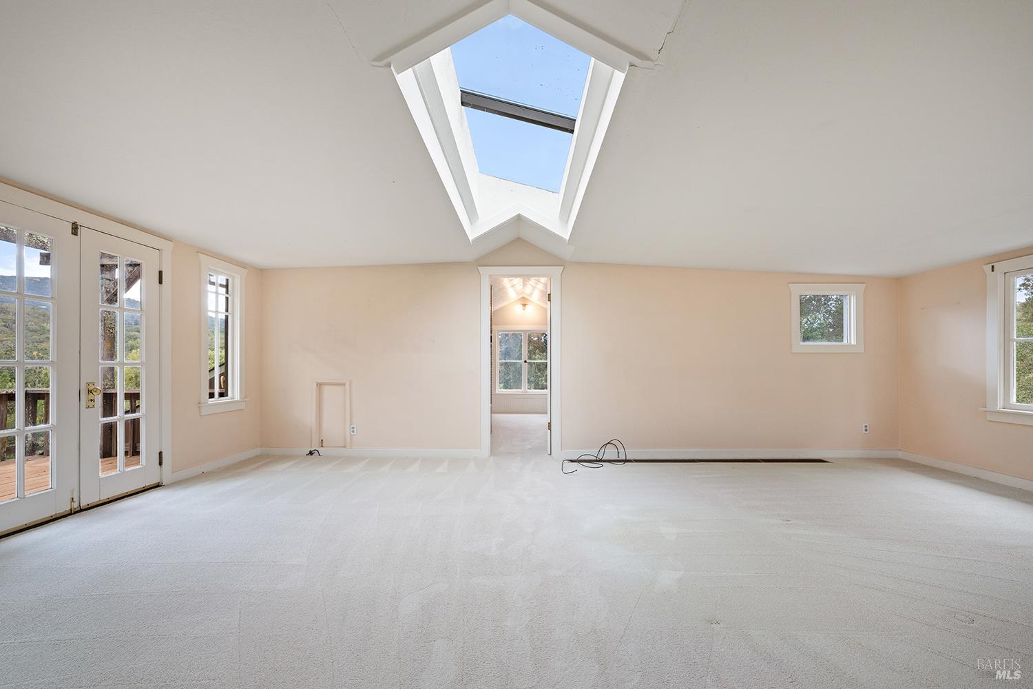 Detail Gallery Image 34 of 63 For 2550 Warm Springs Rd, Glen Ellen,  CA 95442 - 3 Beds | 3 Baths