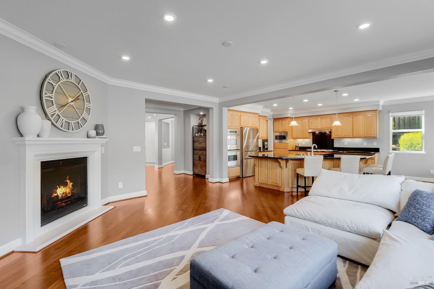 Detail Gallery Image 21 of 88 For 672 Mcallister Dr, Benicia,  CA 94510 - 5 Beds | 4 Baths