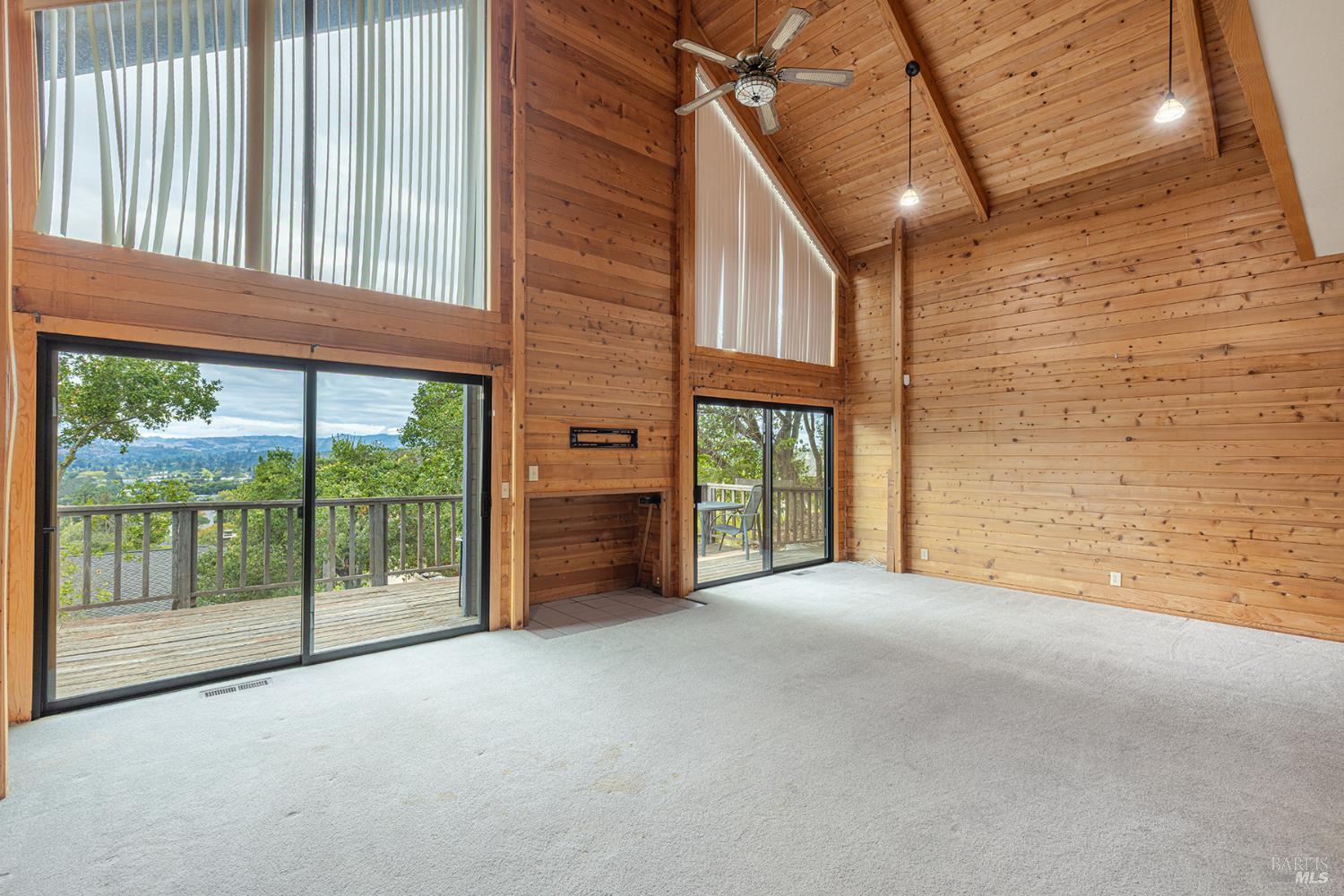 Detail Gallery Image 4 of 43 For 1450 Sproul Ave, Napa,  CA 94559 - 3 Beds | 2 Baths