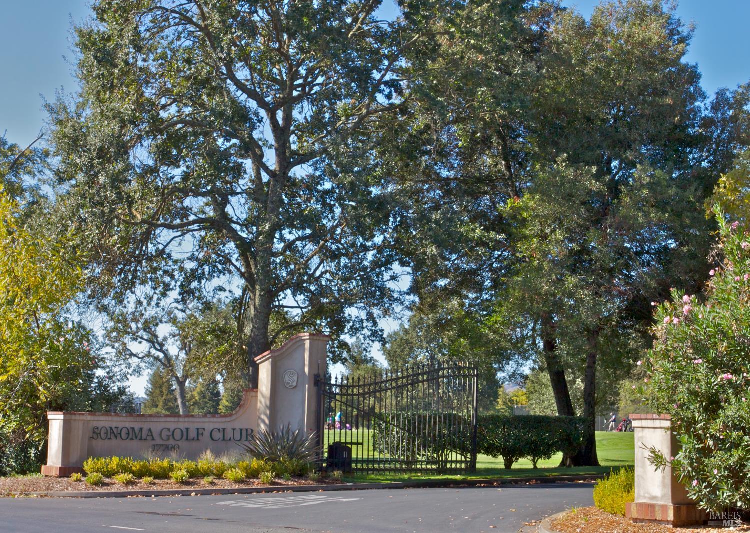 Detail Gallery Image 62 of 70 For 2399 Sobre Vista Rd, Sonoma,  CA 95476 - 4 Beds | 3/1 Baths