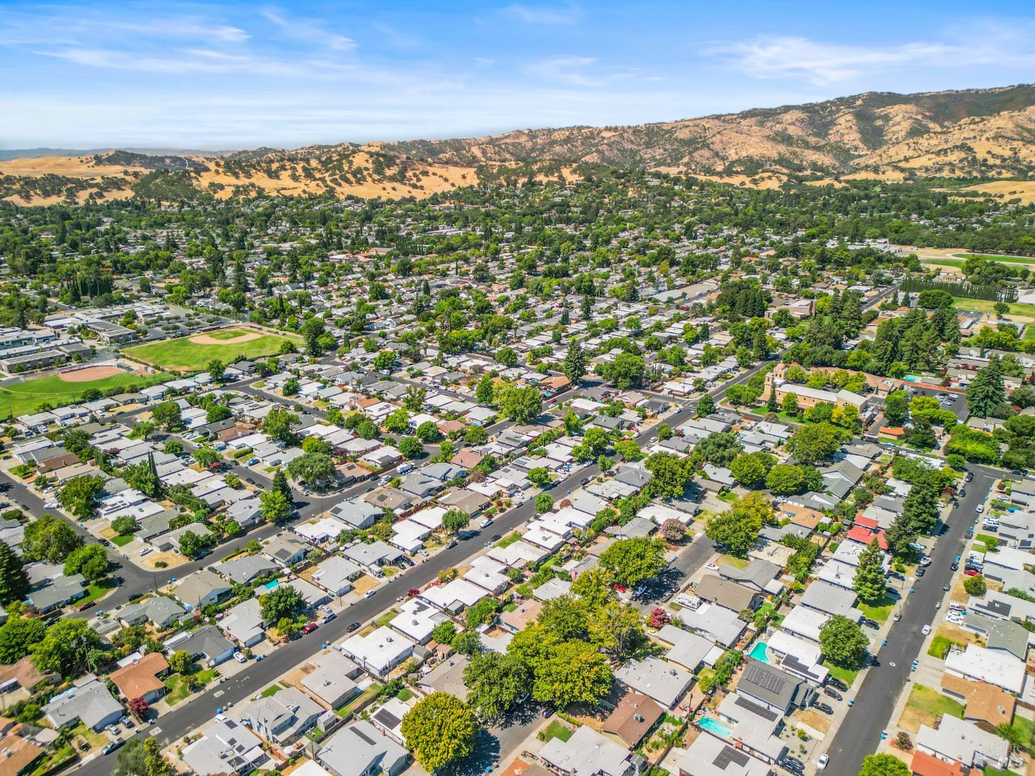 Detail Gallery Image 38 of 39 For 191 Ironwood St, Vacaville,  CA 95688 - 3 Beds | 2 Baths