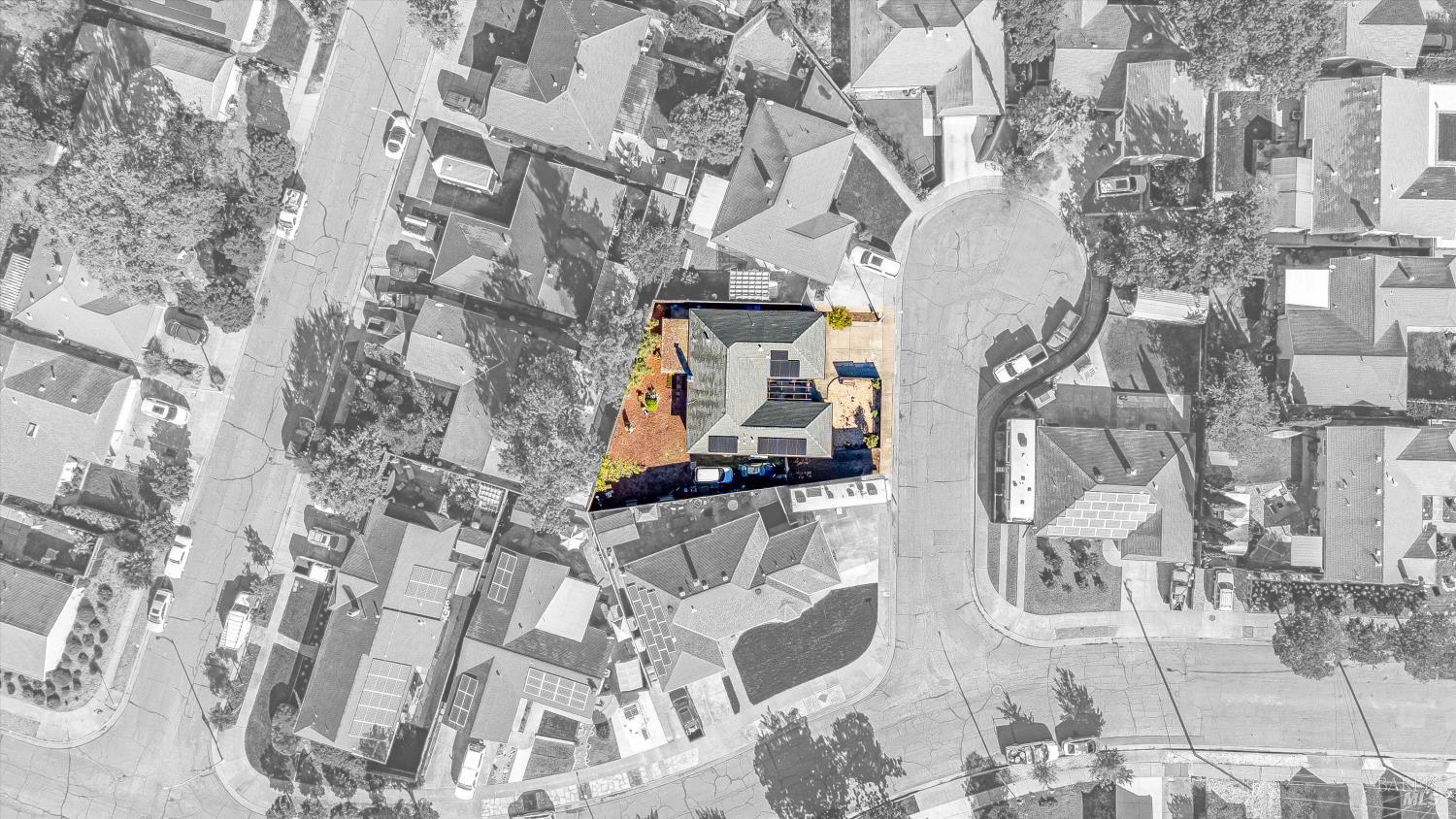 Detail Gallery Image 27 of 28 For 1605 Charlene Pl, Santa Rosa,  CA 95401 - 3 Beds | 2 Baths