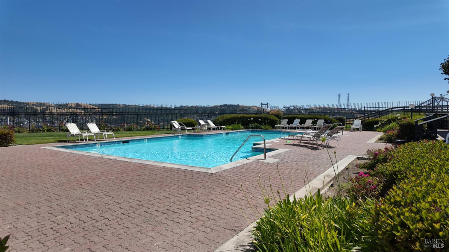 Detail Gallery Image 33 of 58 For 1201 Glen Cove Pkwy #1609,  Vallejo,  CA 94591 - 2 Beds | 2 Baths