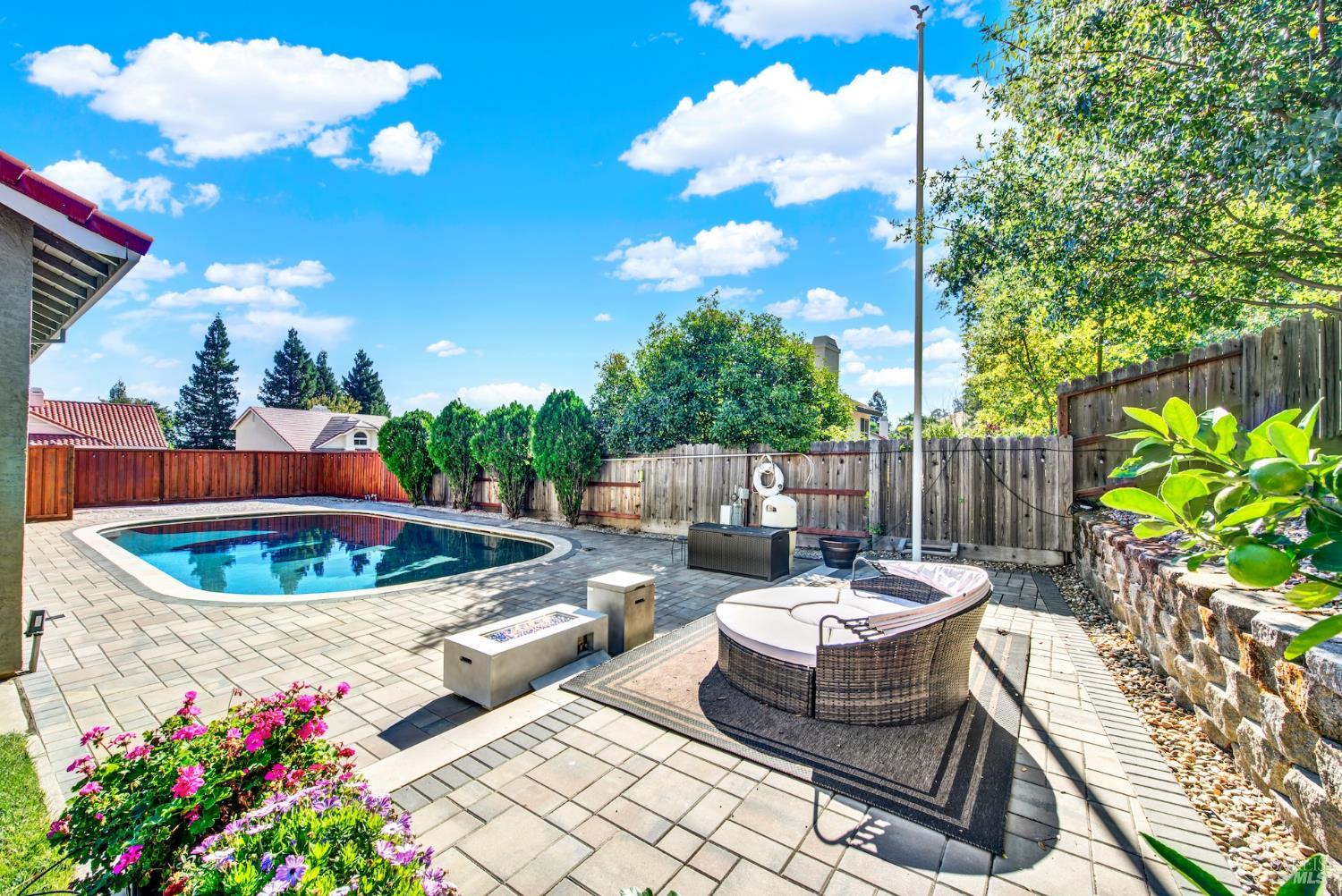 Detail Gallery Image 62 of 99 For 719 Rambleton Dr, Vacaville,  CA 95688 - 5 Beds | 3 Baths