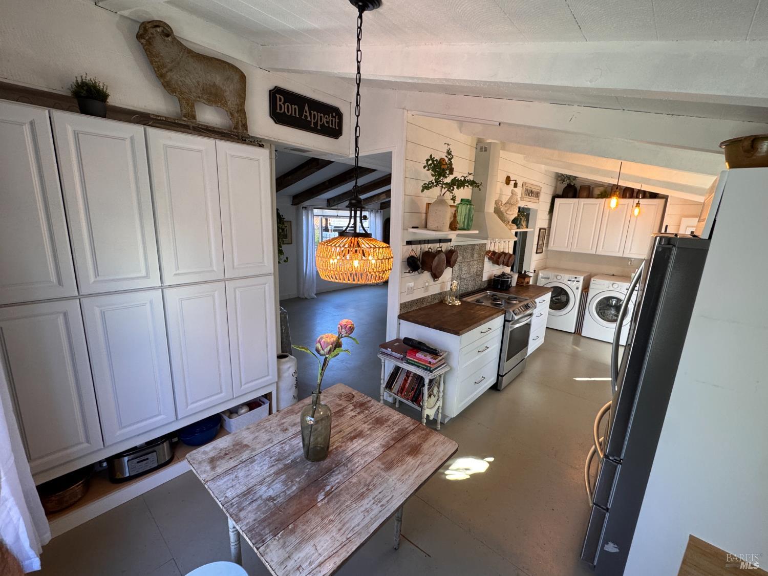 Detail Gallery Image 13 of 49 For 52 Oakstone Ct 52, Santa Rosa,  CA 95409 - 2 Beds | 2 Baths