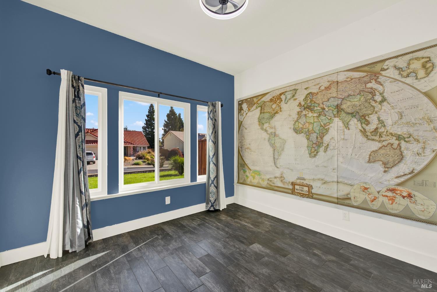 Detail Gallery Image 38 of 99 For 719 Rambleton Dr, Vacaville,  CA 95688 - 5 Beds | 3 Baths