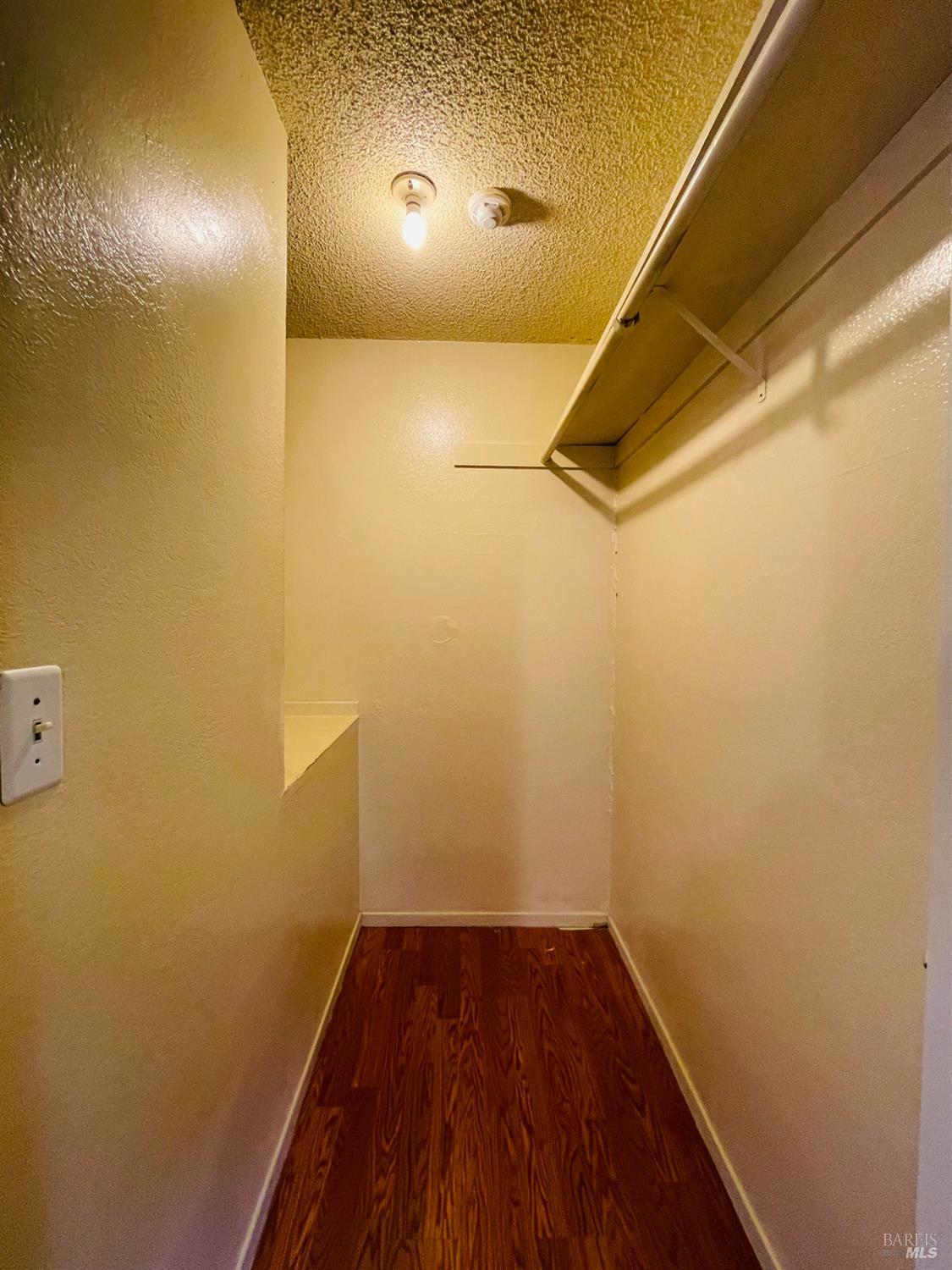 Detail Gallery Image 14 of 23 For 2529 Coffey Ln, Santa Rosa,  CA 95403 - 2 Beds | 1 Baths