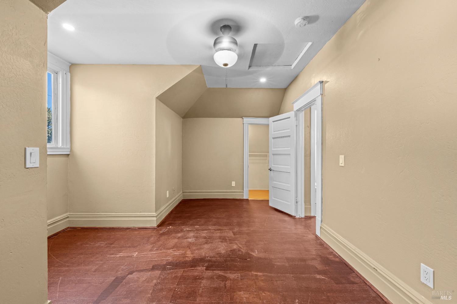 Detail Gallery Image 13 of 23 For 840 5th St, Santa Rosa,  CA 95404 - 4 Beds | 2/2 Baths