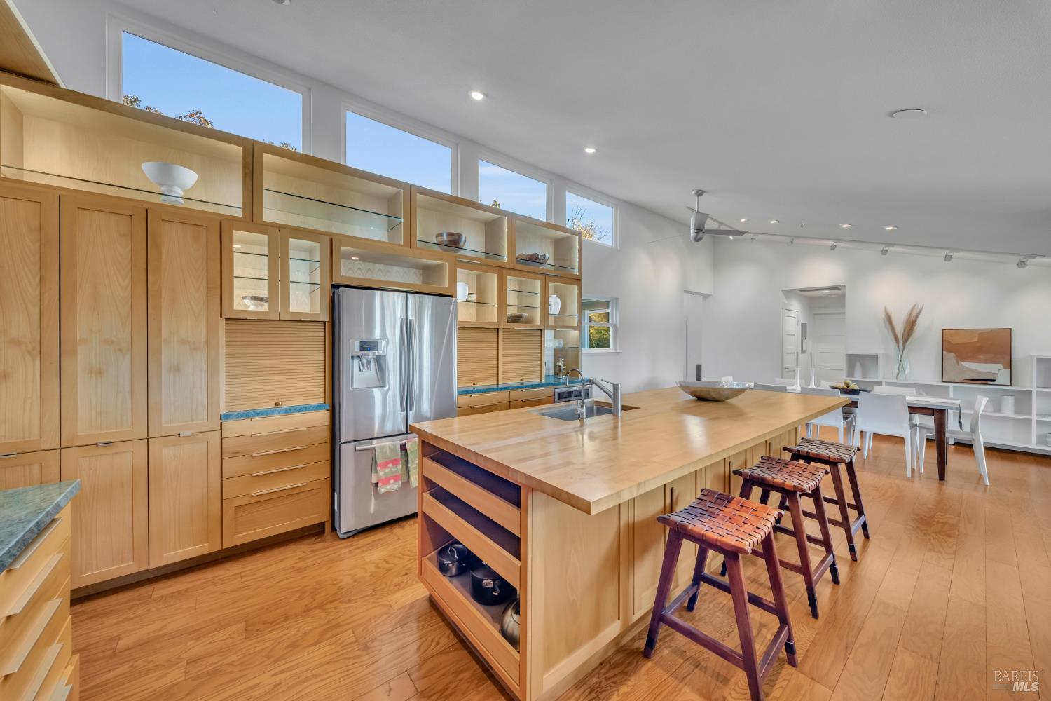 Detail Gallery Image 9 of 34 For 180 W Trinity Rd, Glen Ellen,  CA 95442 - 3 Beds | 2 Baths