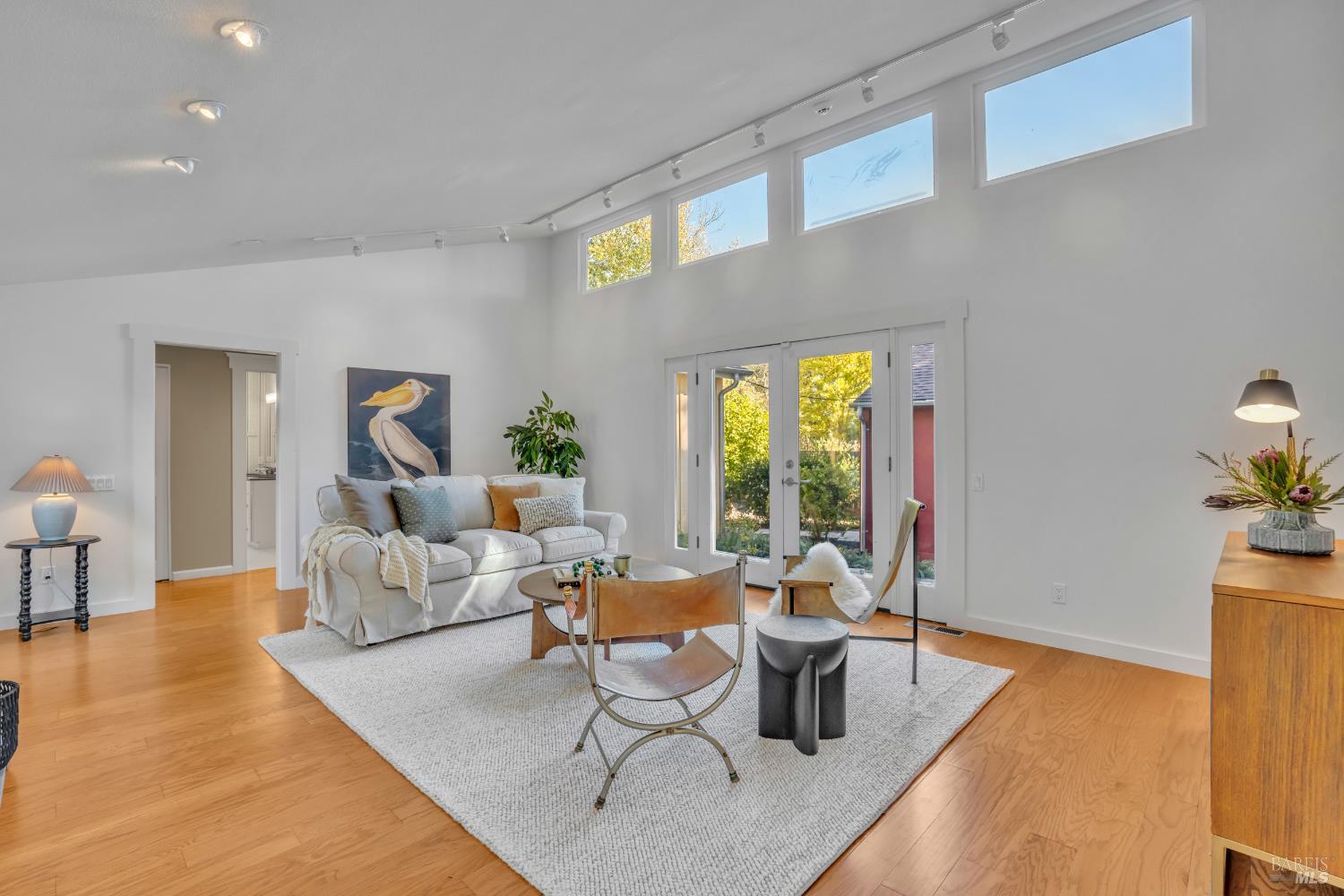 Detail Gallery Image 4 of 34 For 180 W Trinity Rd, Glen Ellen,  CA 95442 - 3 Beds | 2 Baths