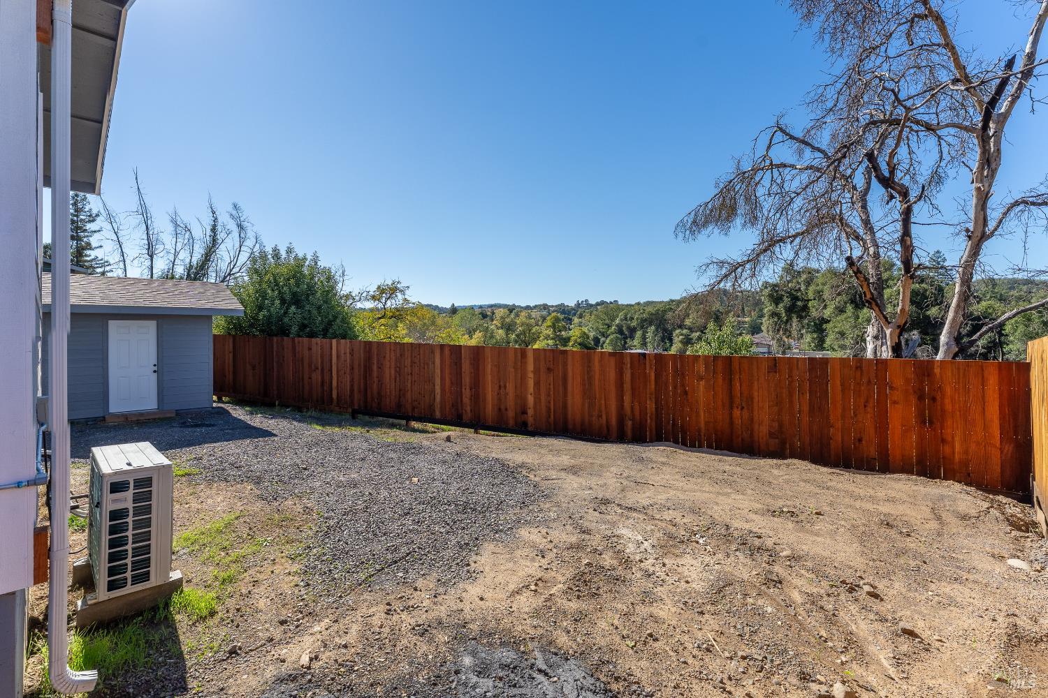 Detail Gallery Image 15 of 16 For 6100 Eastside Calpella Rd, Ukiah,  CA 95482 - 3 Beds | 2 Baths