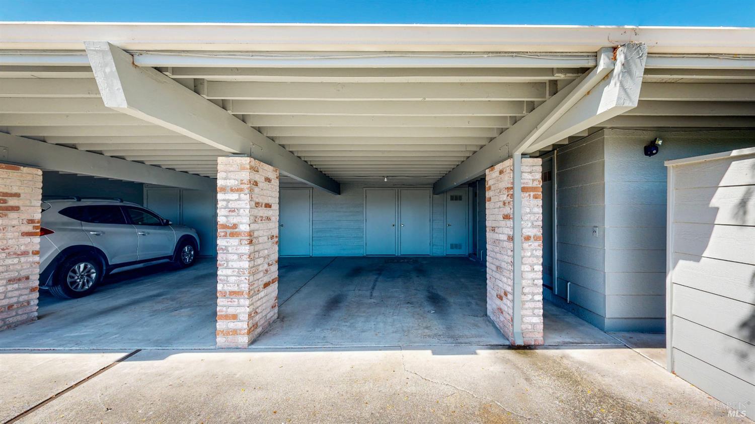 Detail Gallery Image 4 of 65 For 339 Valley Oaks Dr, Santa Rosa,  CA 95409 - 2 Beds | 2 Baths